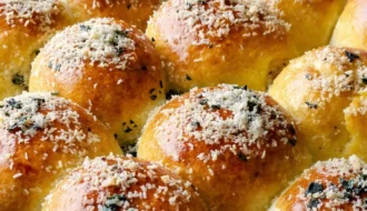 Best Garlic Bread Rolls Recipe Homemade Garlic Bread Rolls Easy Buy Frozen Garlic Bread Rolls Online Garlic Bread Rolls Wi...