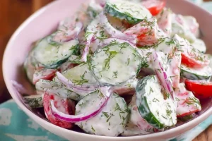 Zesty Creamy Cucumber Tomato Salad: A Crowd-Pleaser Every Time!
