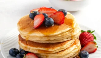 High-Protein Cottage Cheese Pancakes