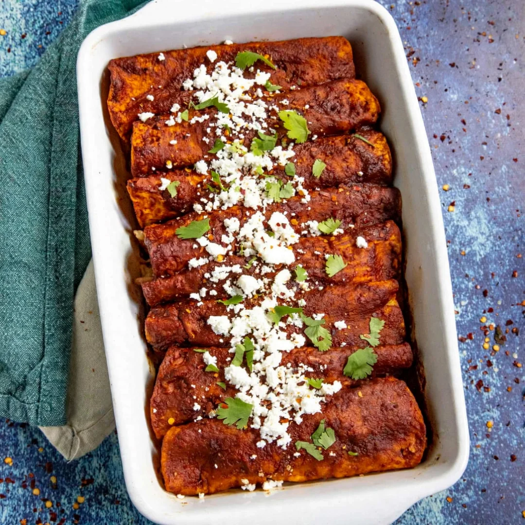 Chicken Enchiladas Recipe (Enchiladas Rojas)