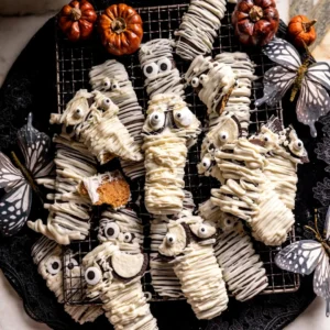 Easy Mummy Cookies