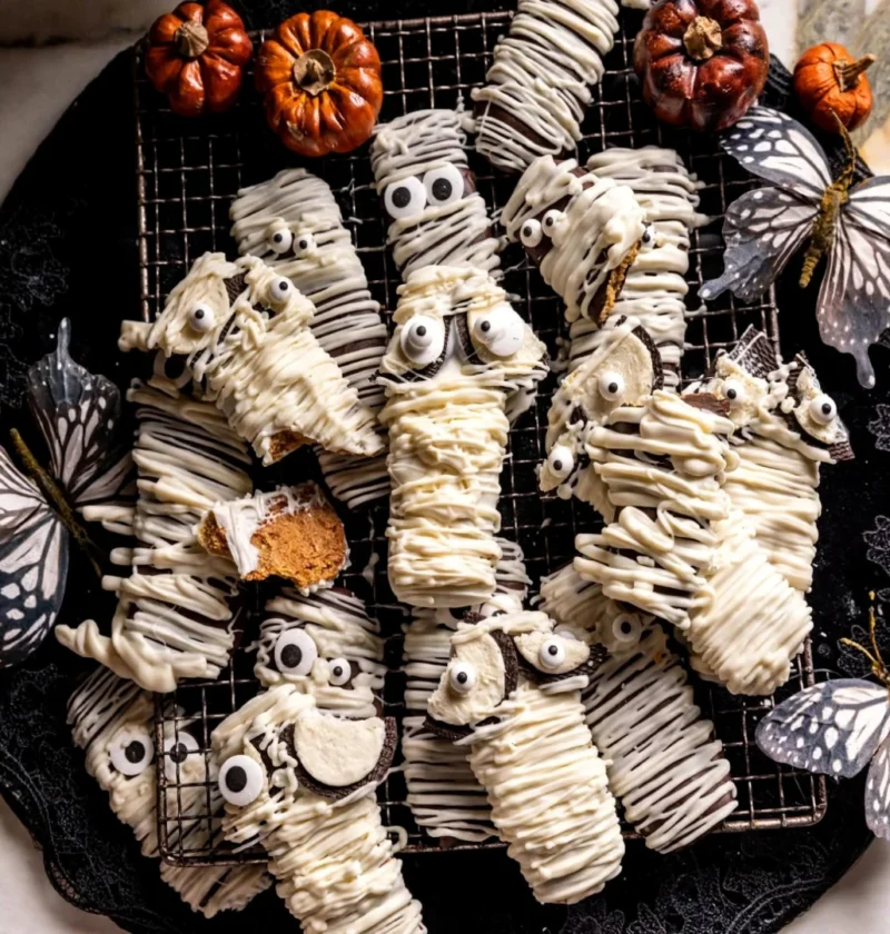 Easy Mummy Cookies