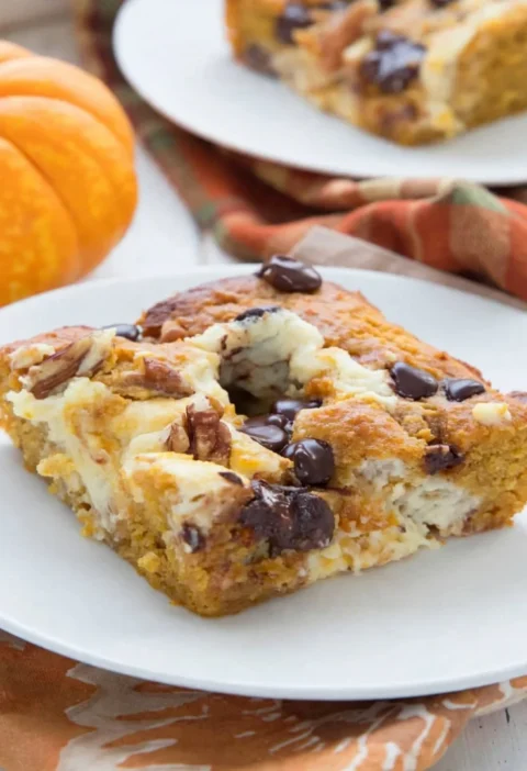 Keto Pumpkin Earthquake Cake