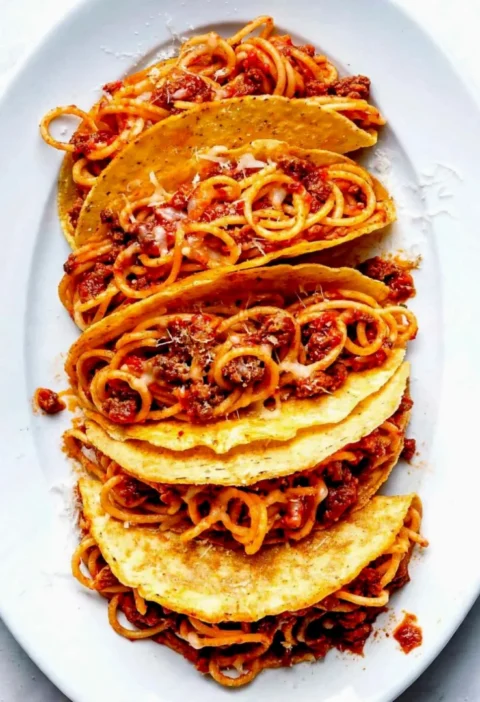 Spaghetti Tacos
